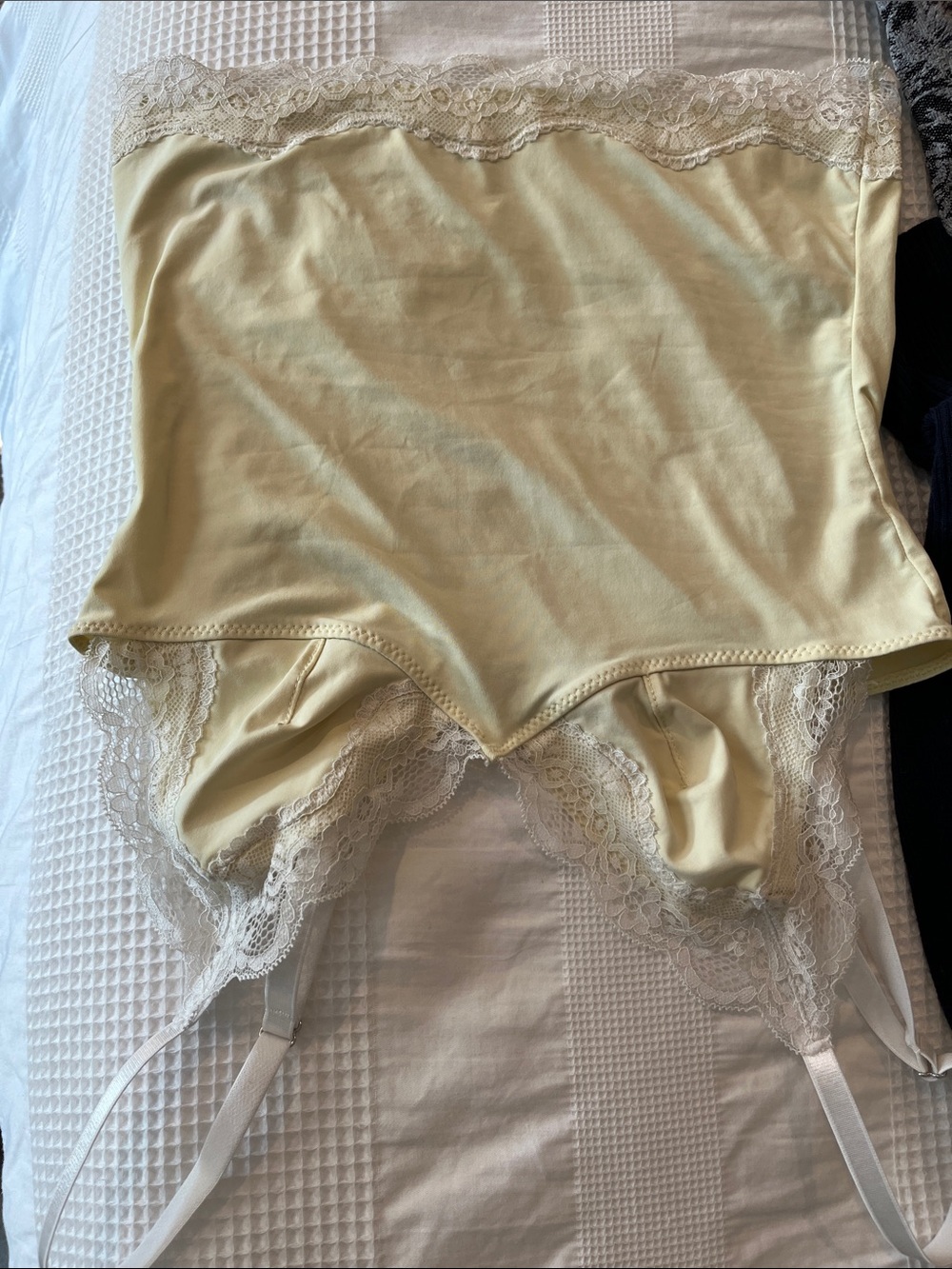 Mixed Lace Trim Camisole Set - Gray, Navy, Pink, Yellow, White - Picture 4 of 13